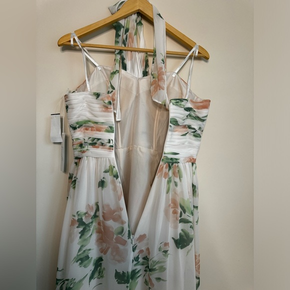 Floral tie neck halter dress - Picture 7 of 12